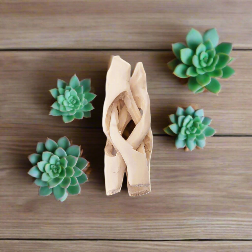 4-inch wooden tripod/cobra stand