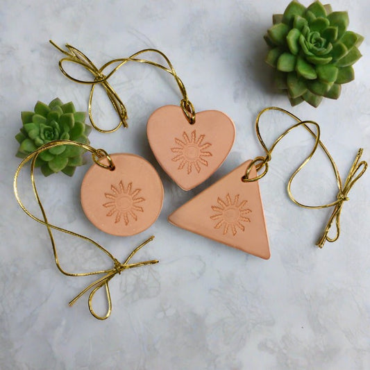 hanging clay diffusers