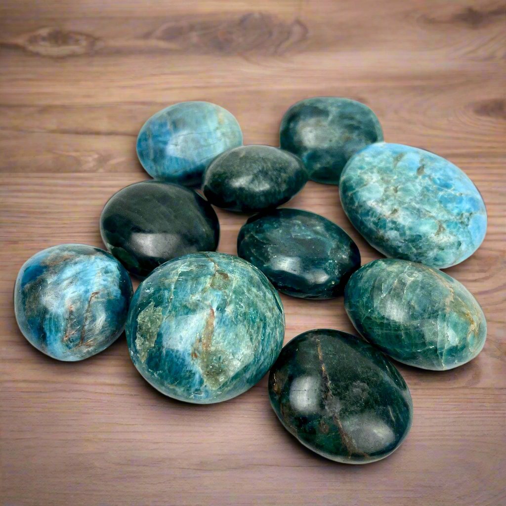 apatite palm stones