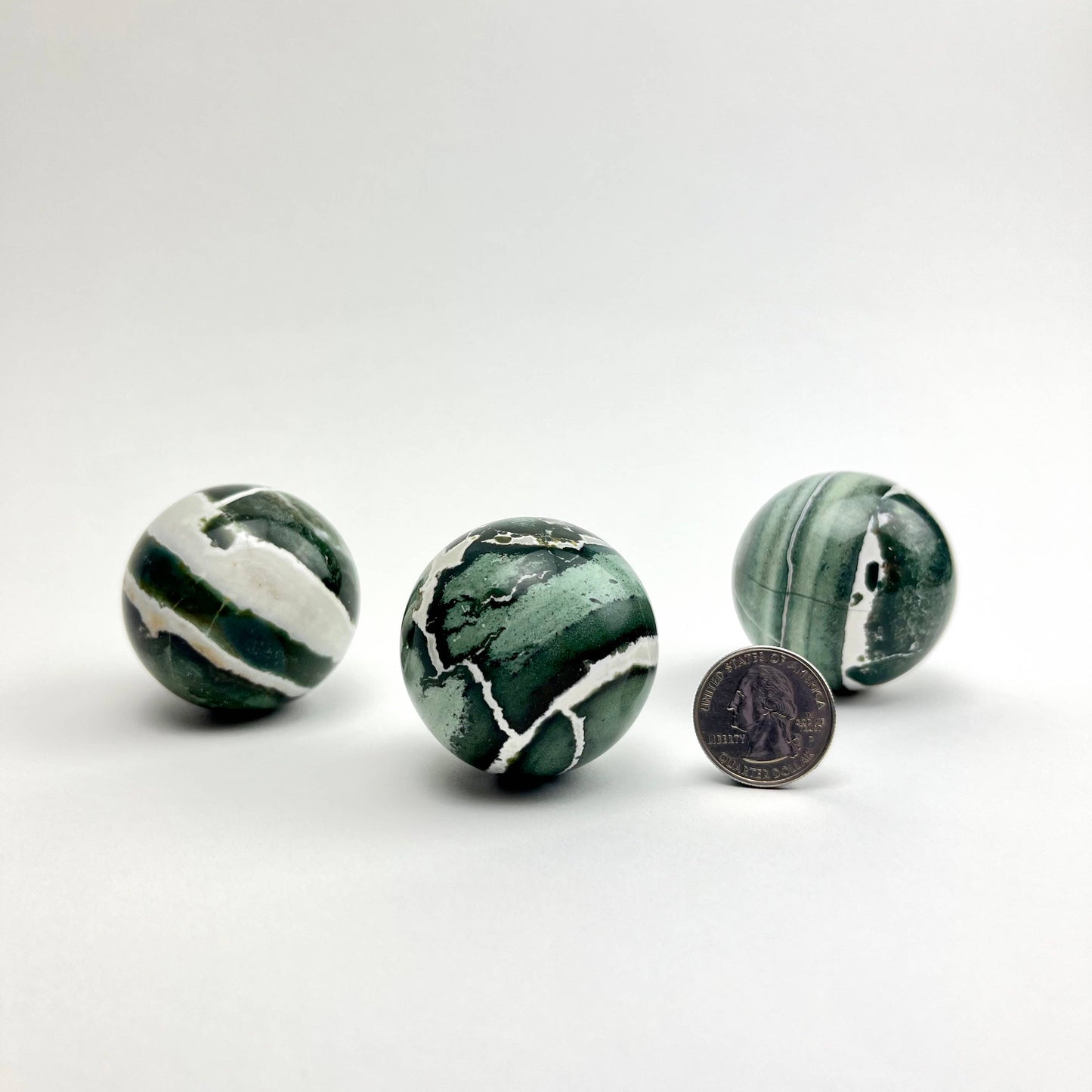 green sardonyx sphere