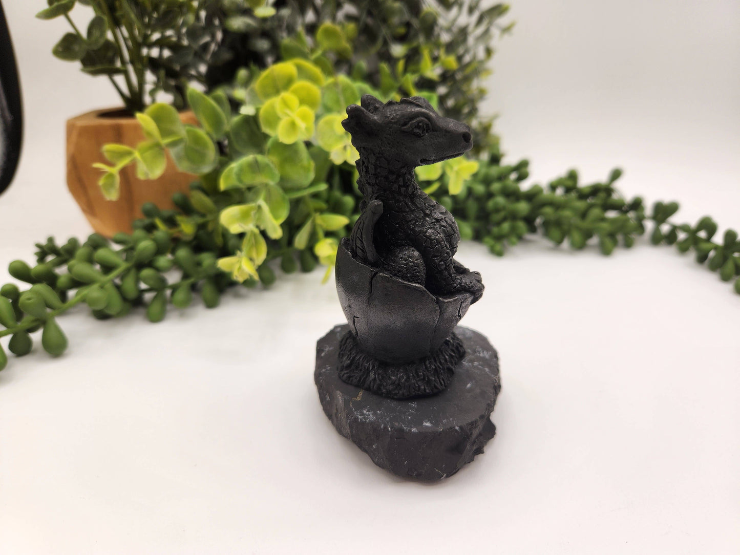 shungite dragon figurine