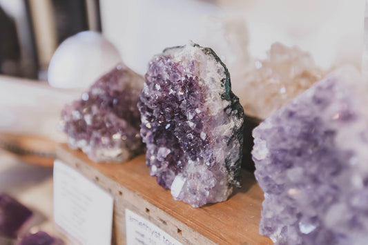 amethyst geode pieces (clusters)
