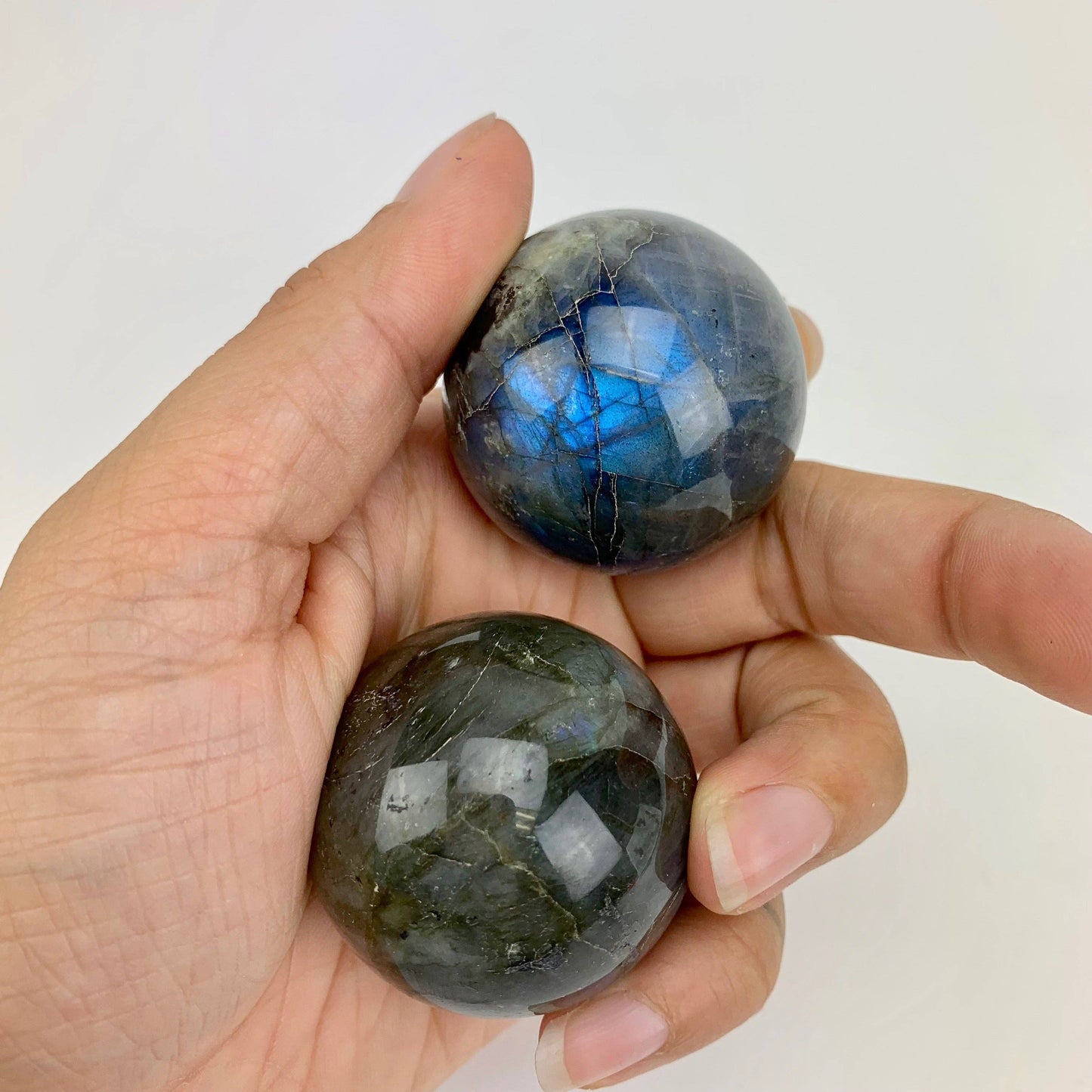 labradorite sphere (40 - 50mm)