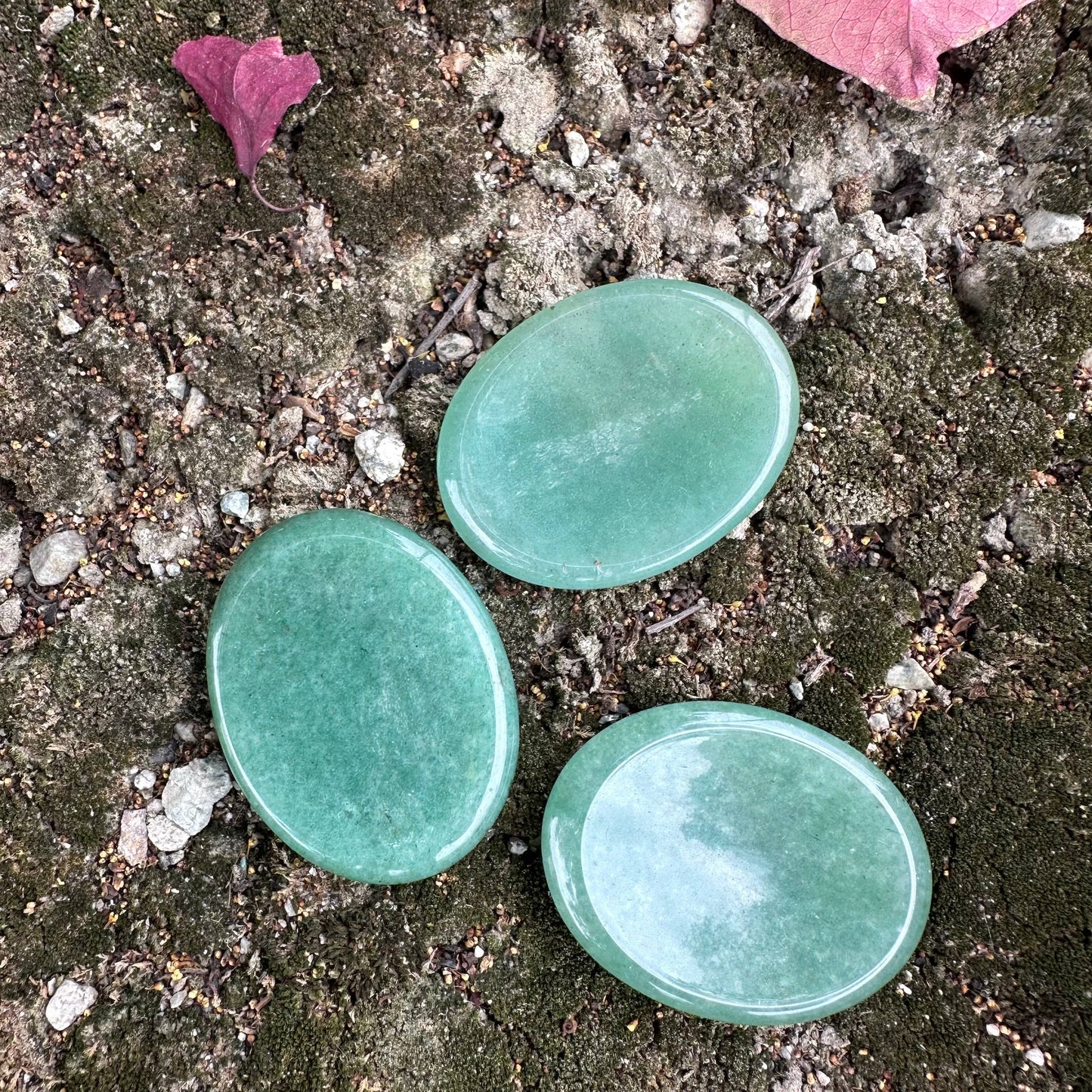 green aventurine worry stone