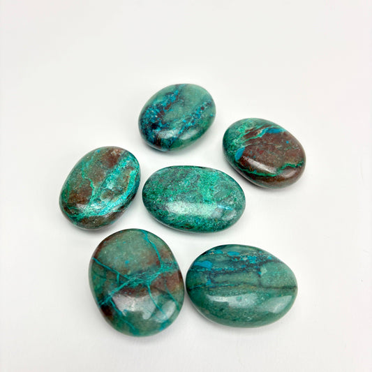 shattuckite palmstone (30mm - 40mm)