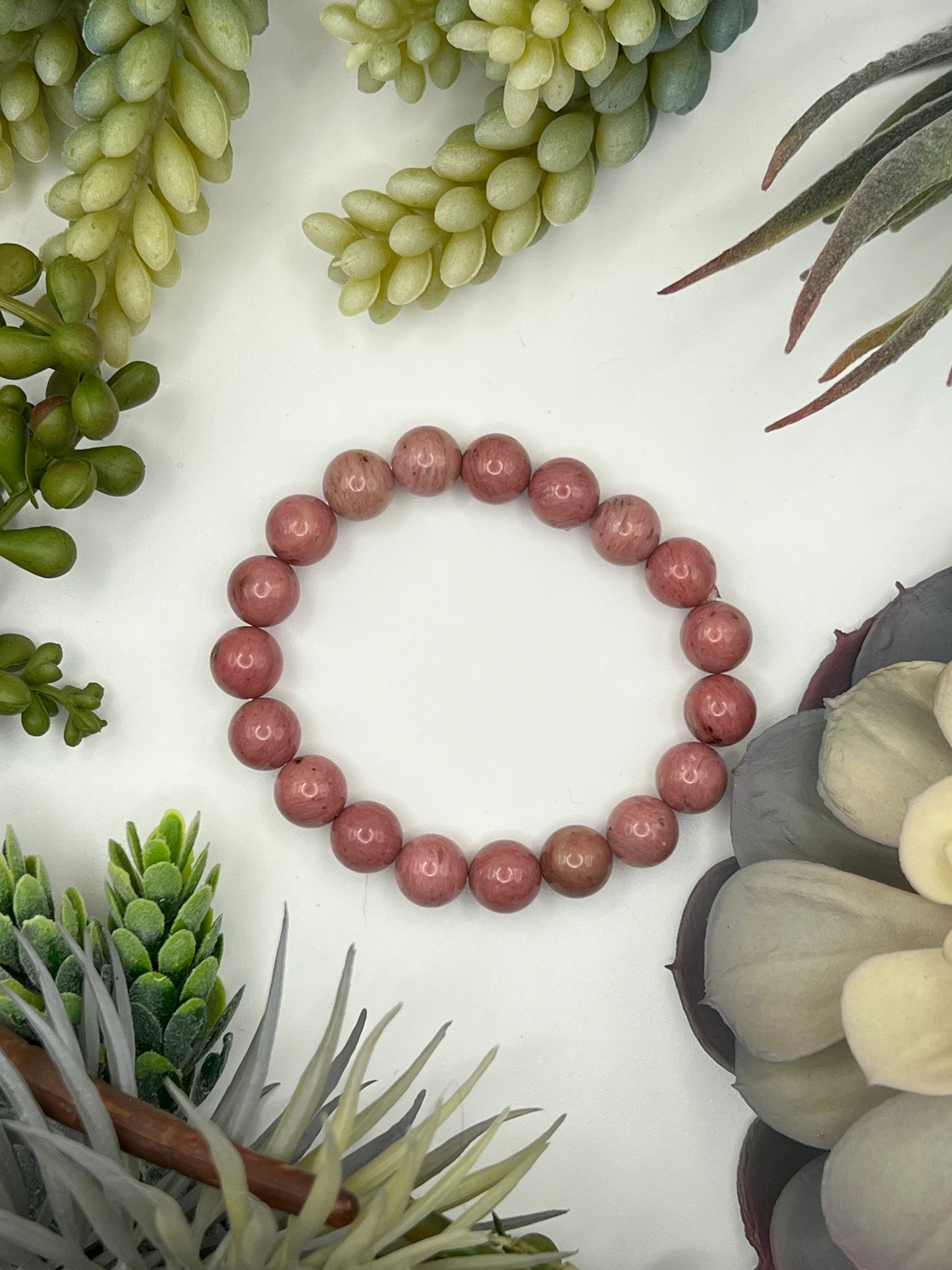 thulite beaded bracelet