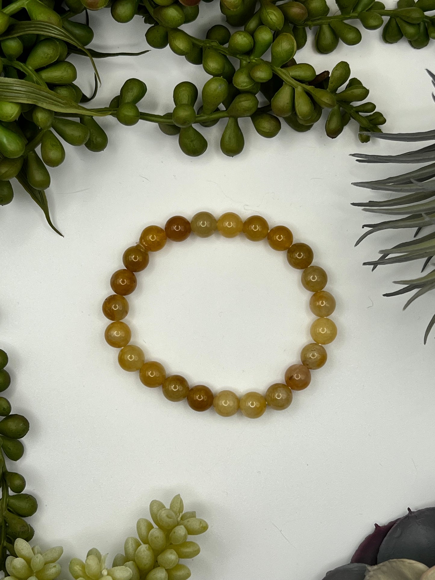 yellow jade bracelet (8mm beads)