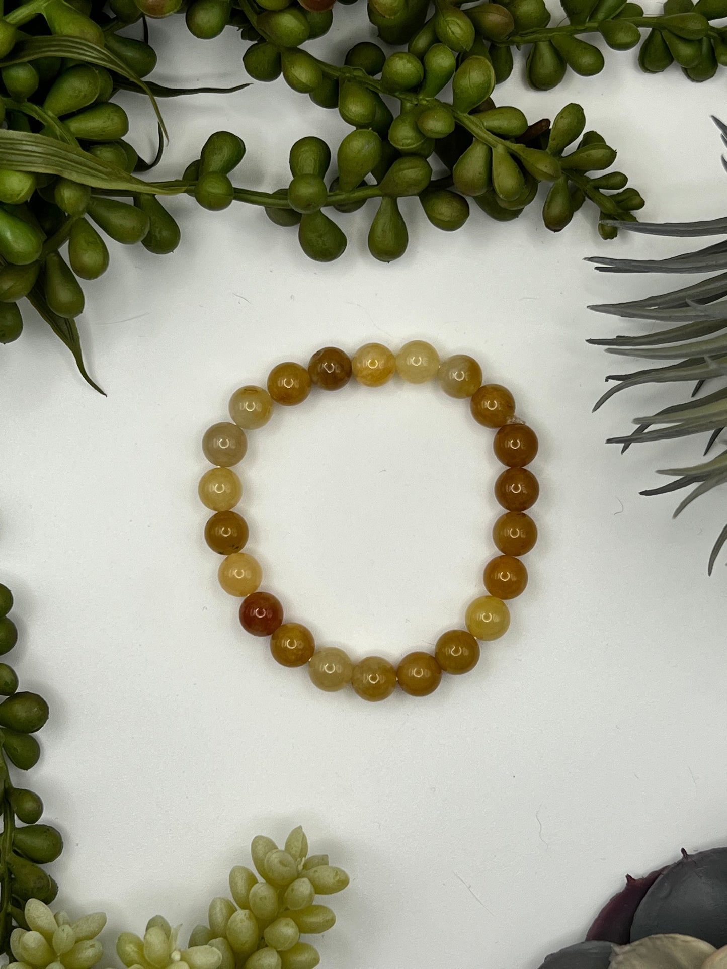 yellow jade bracelet (8mm beads)