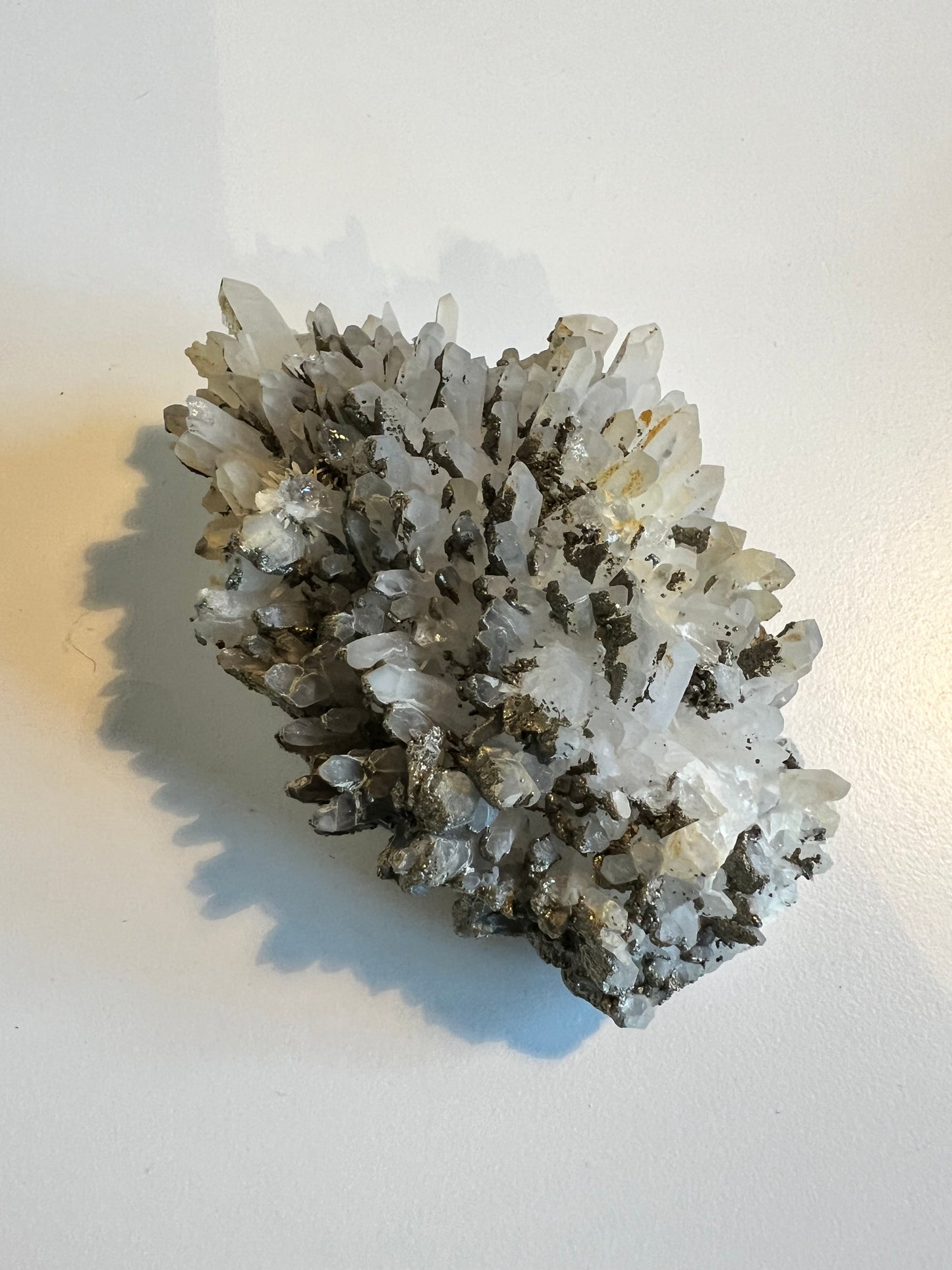 quartz clusters with pyrite