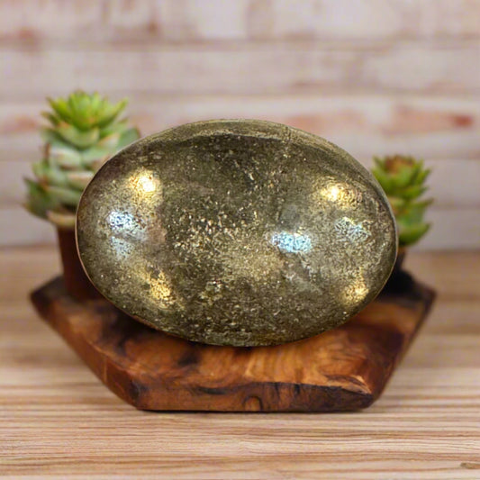 pyrite palm stones