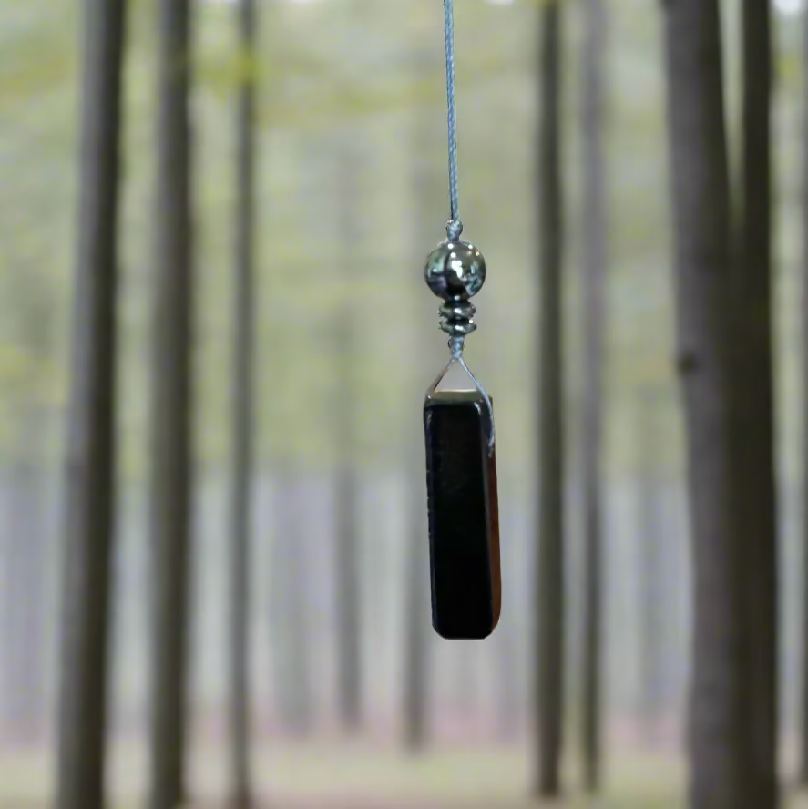 pendulum necklace