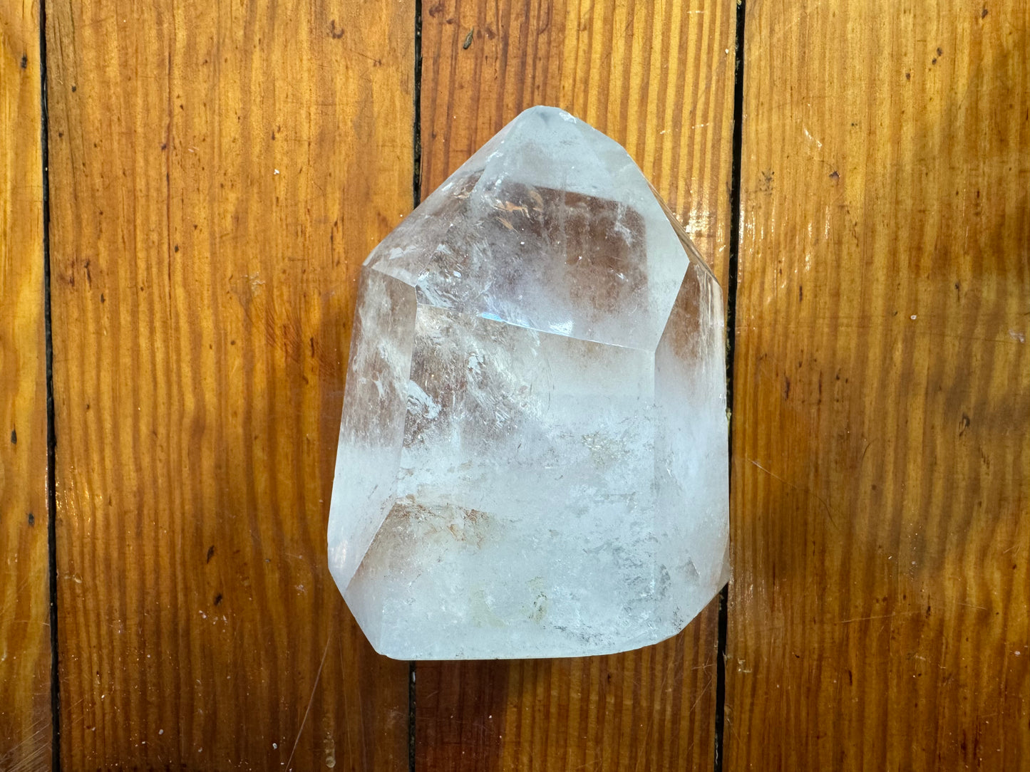 clear quartz standing point
