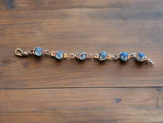 handmade lapis lazuli bead and copper bracelet (7")