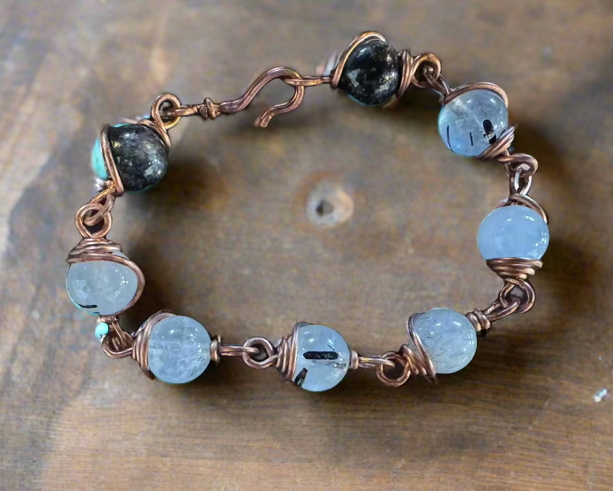 handmade tourmalated quartz and copper bracelet (8.5")