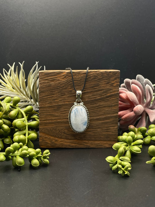 rainbow moonstone pendant