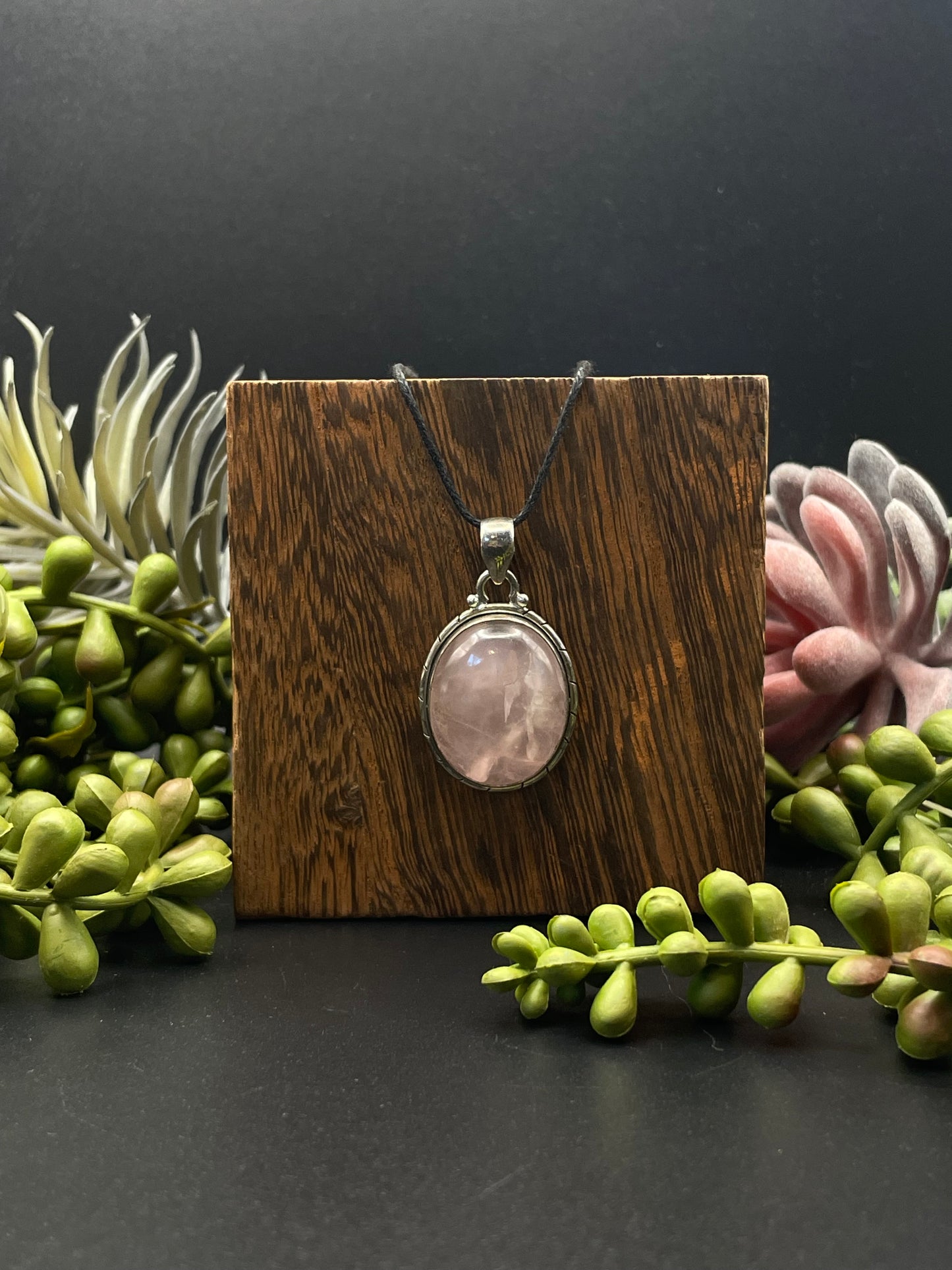 rose quartz pendant