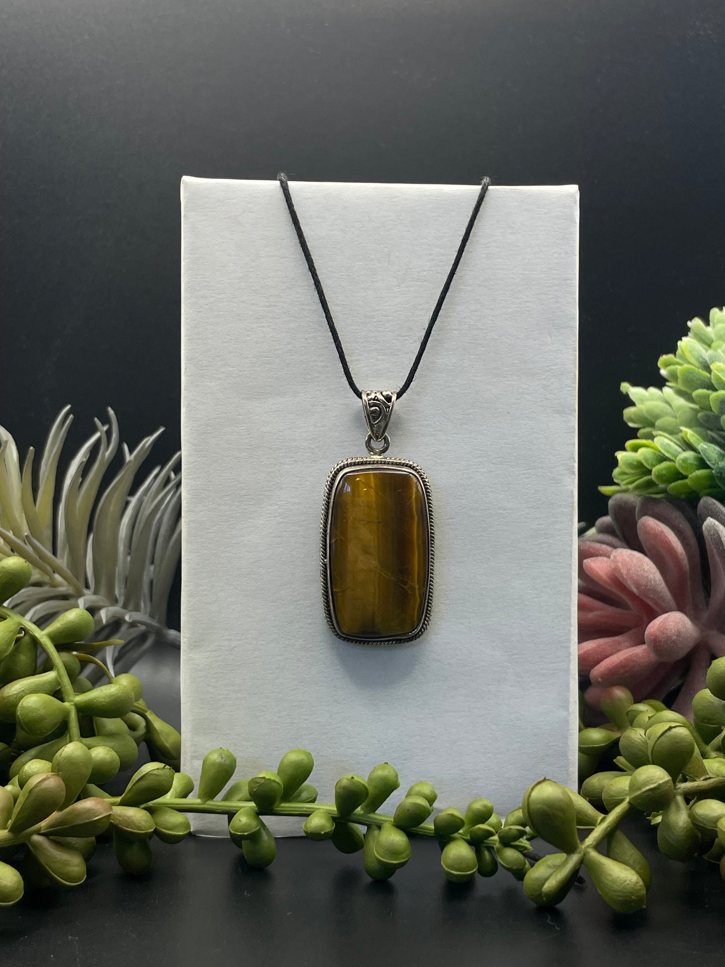 tiger's eye pendant