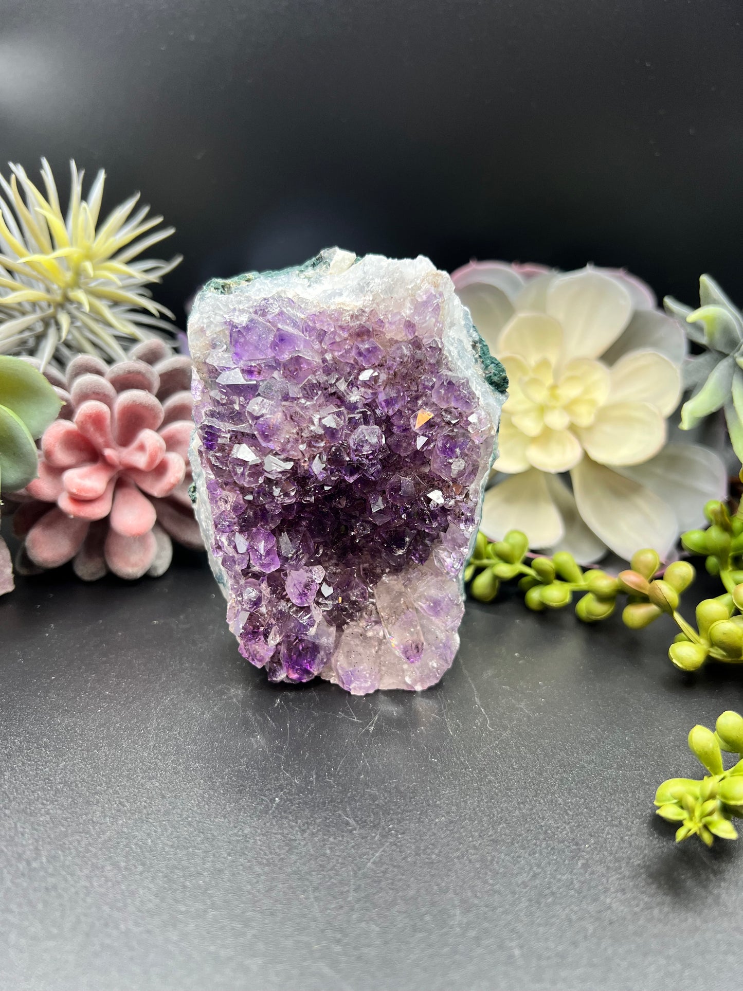 amethyst geode pieces (clusters)