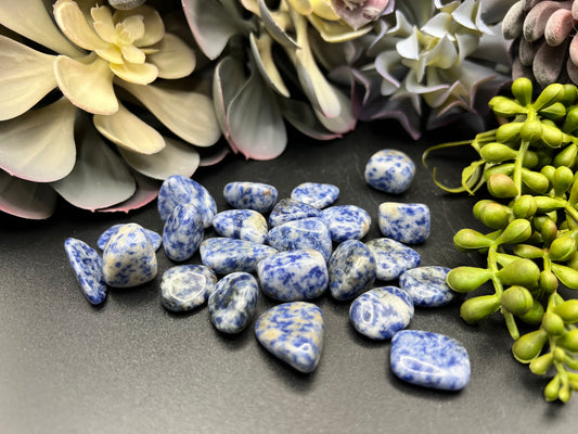 dumortierite in quartz tumbles