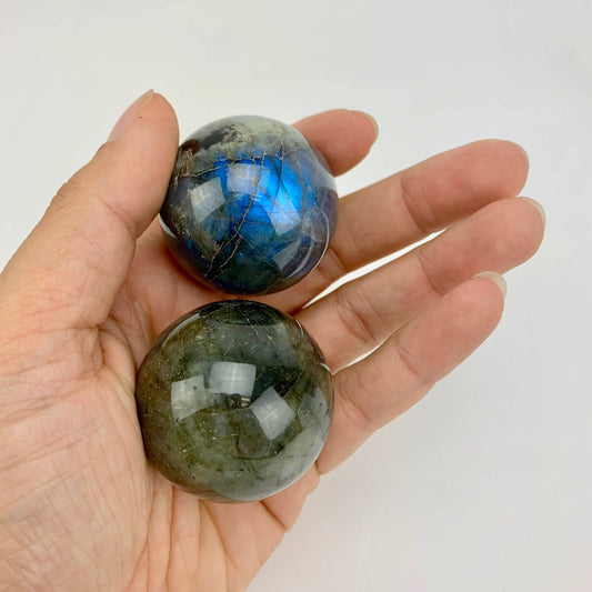 labradorite sphere (40 - 50mm)