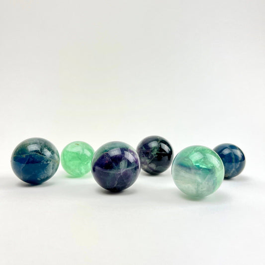 fluorite sphere (30-35mm)